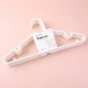 Simple plastic hanger 10pcs