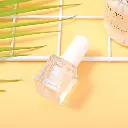 Nourishing and brightening nail care pol