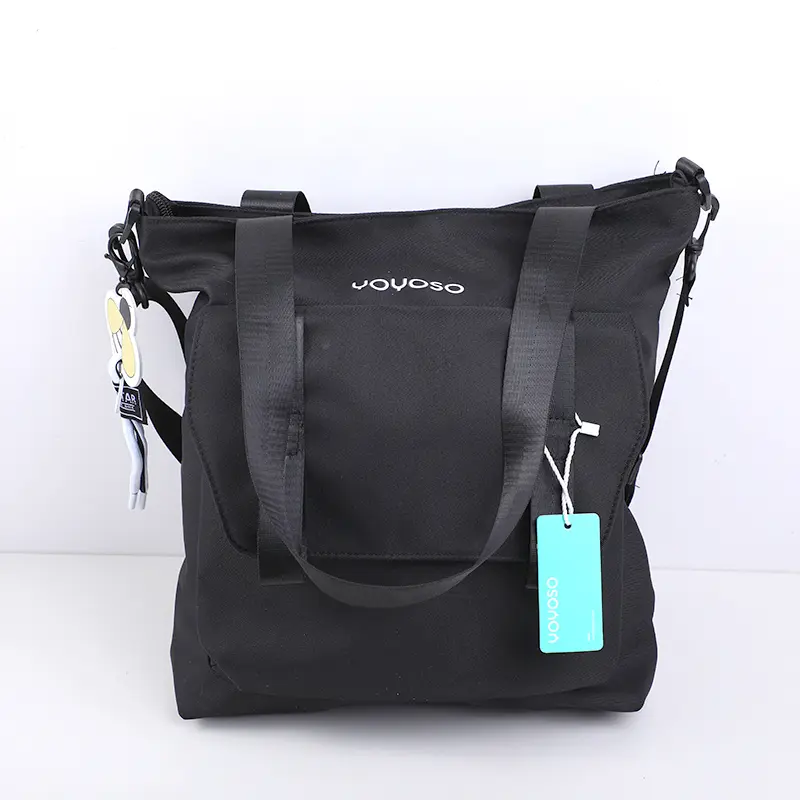 Simple shopping bag with shoulder strap-