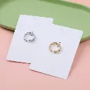 Three dimensional rhinestone ring