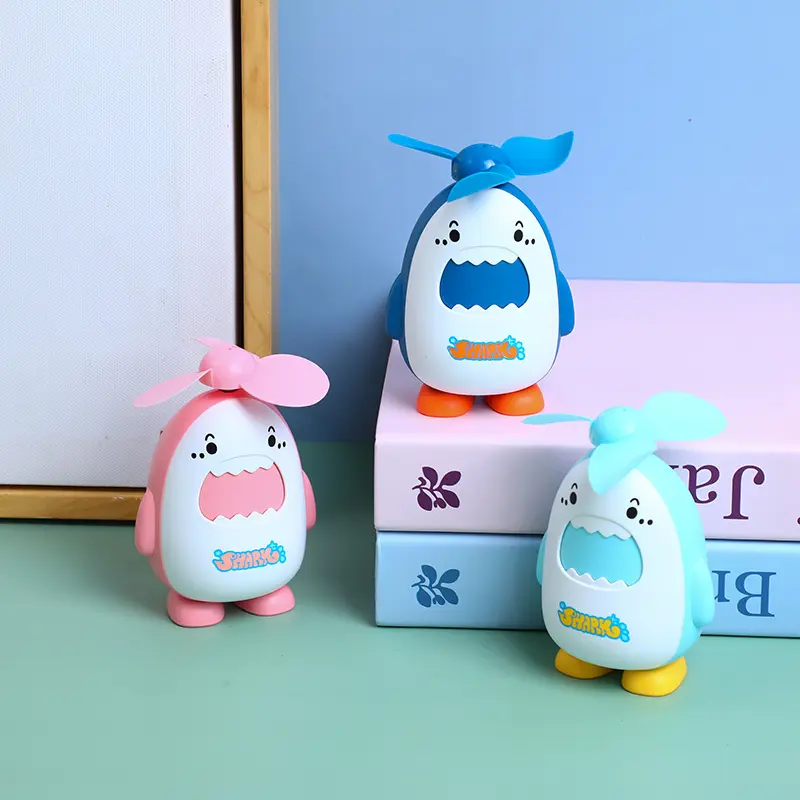 Little white shark mini fan