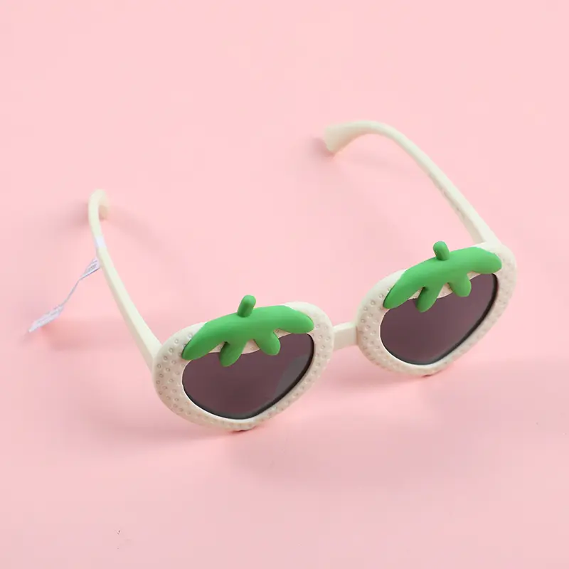 Strawberry children's polarized glasses-
