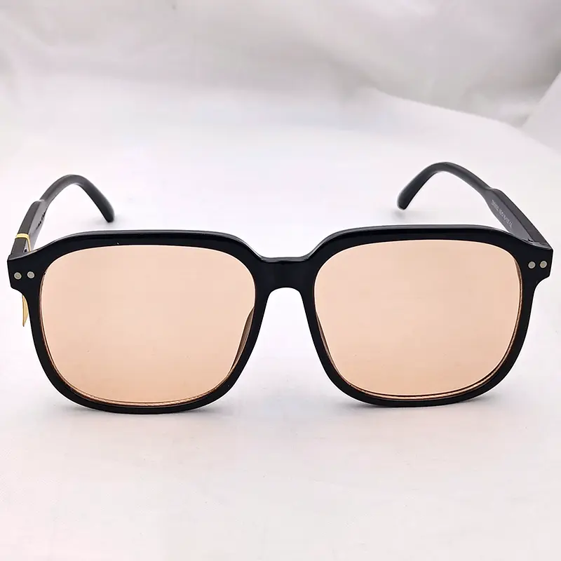 Trendy cool square frame women's sunglas