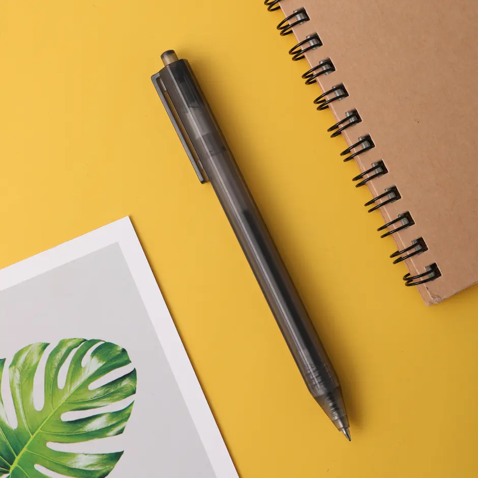 Simple pressed gel pen 0.5mm