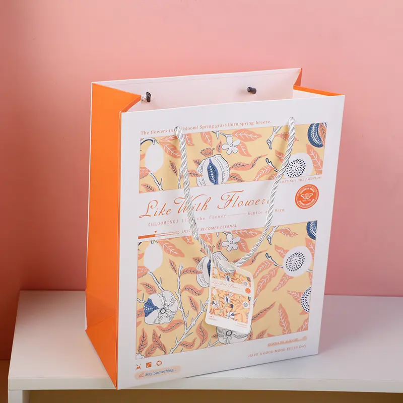 Flower romantic vertical gift bag-M