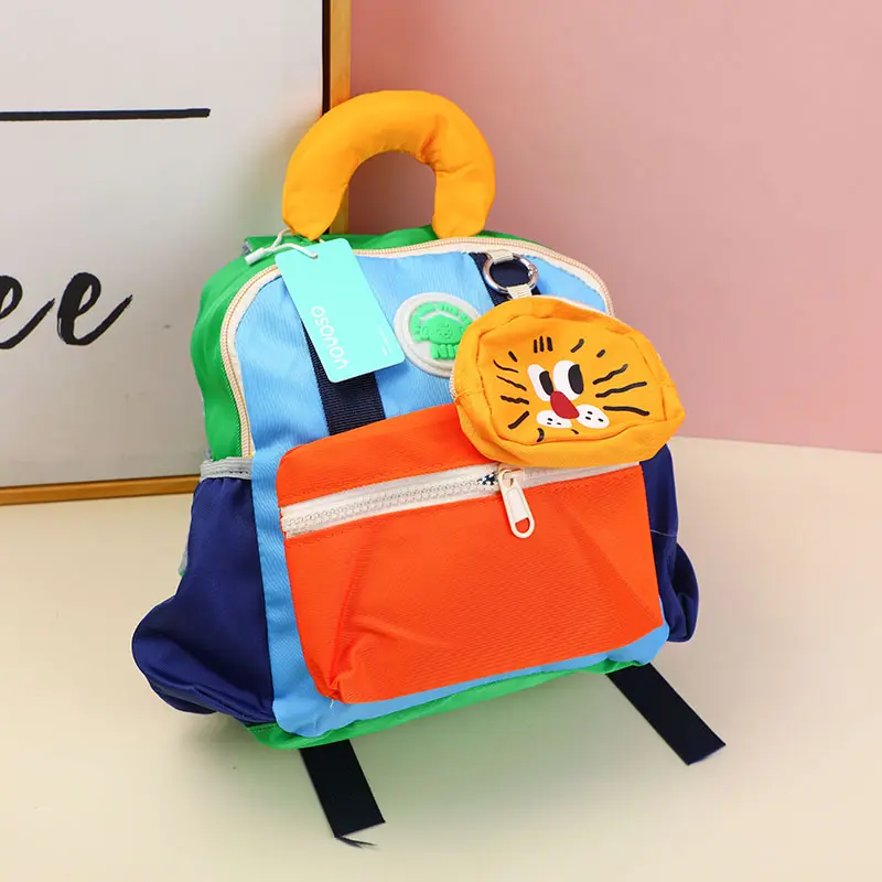 High capacity children's backpack-blue