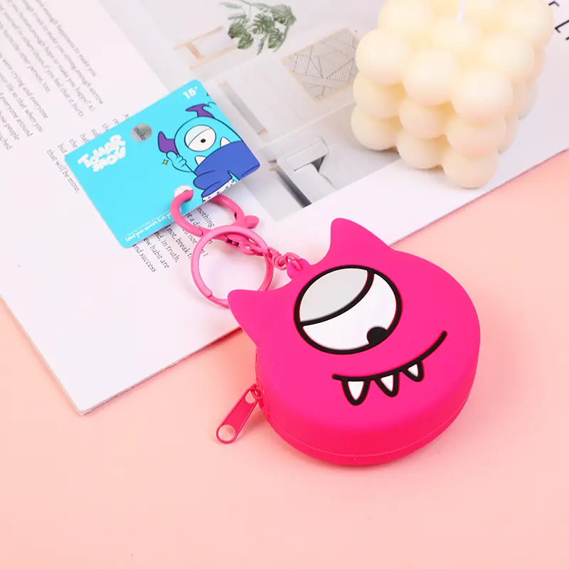 TOMARMON series big eyed pendant-C